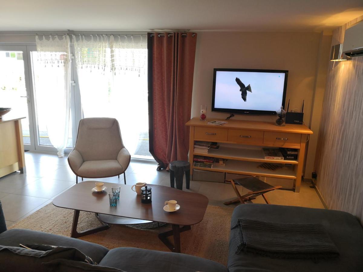Le Clos Du Lac - Location De Chambres Veyrier-du-Lac Eksteriør bilde