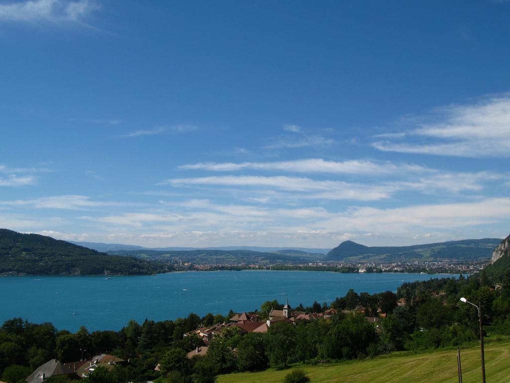 Le Clos Du Lac - Location De Chambres Veyrier-du-Lac Eksteriør bilde